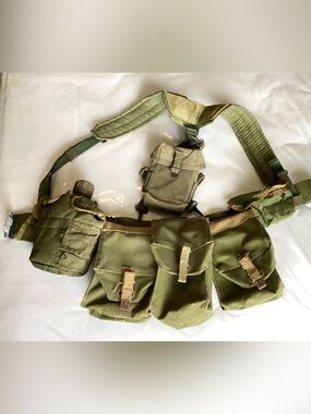 Army utility belt / back pack